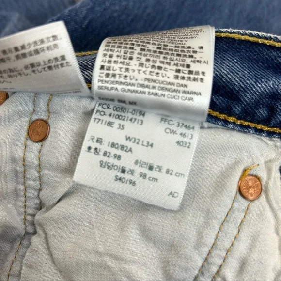 Levi’s 501 32x34 Classic Blue Denim Jeans - Picture 12 of 12